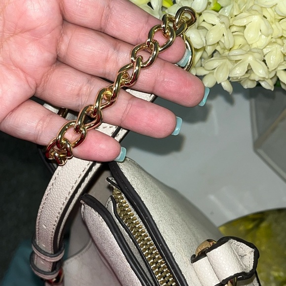 Nine West ‘Duval’ Crossbody Bag - Picture 4 of 13